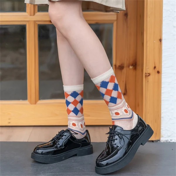 Chic Summer Ladies Mid-Tube Lace Splicing Cotton Mesh Breathable Thin Glass Silk Crystal Little Flower Vine Socks - Image 4